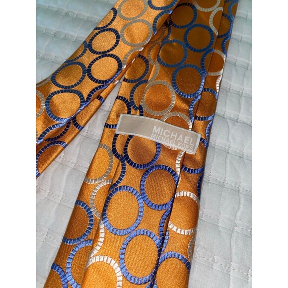 Michael Kors 100% Silk Tie Orange/Blue Circular Design - Picture 3 of 5